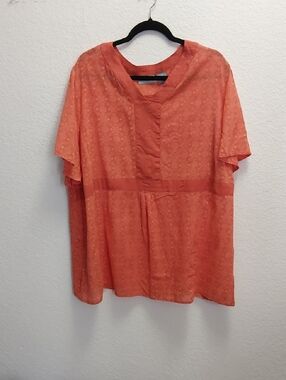 Relaxed Coral Short-Sleeve V-Neck Blouse